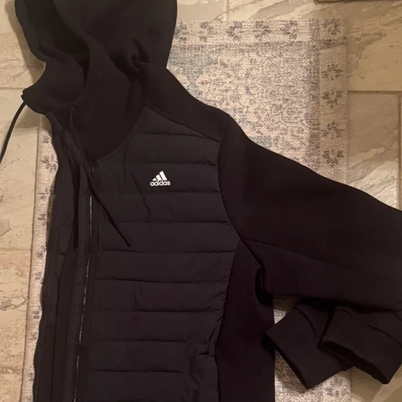 Adidas Veralite Hybrid Performance Jacket as seen on POWER - Picture 2 of 7